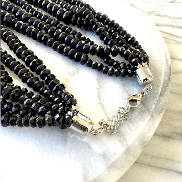 Black cut crystal acrylic beaded statement necklace - Picture 4 of 7